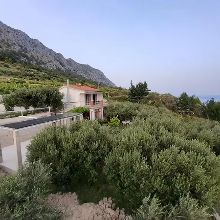 Betty * Jesenice (Split-Dalmatia)